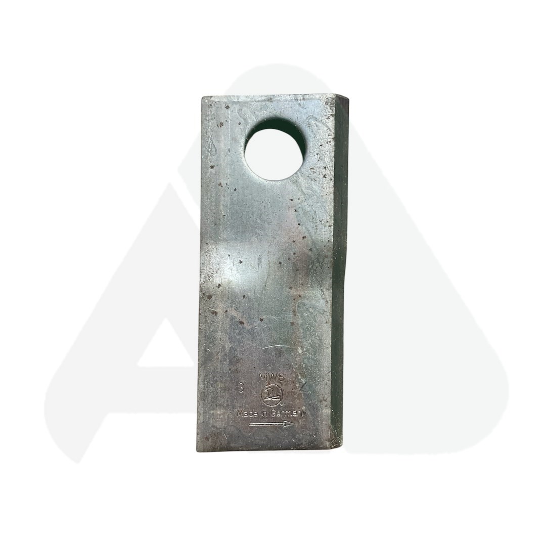 Nożyk do kosiarki rotacyjnej 115x48x4 skośny prawy